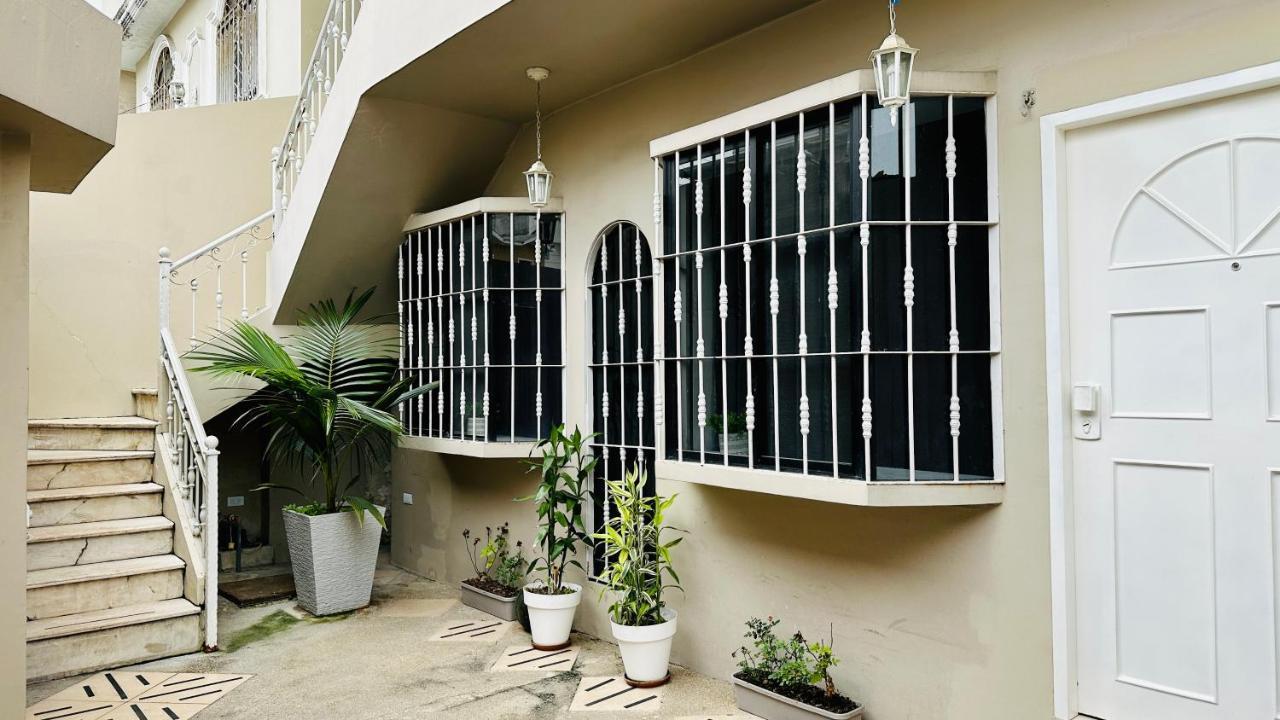 Large 2-Bedroom Apartment, Close To The American Consulate Guayaquil Exterior photo